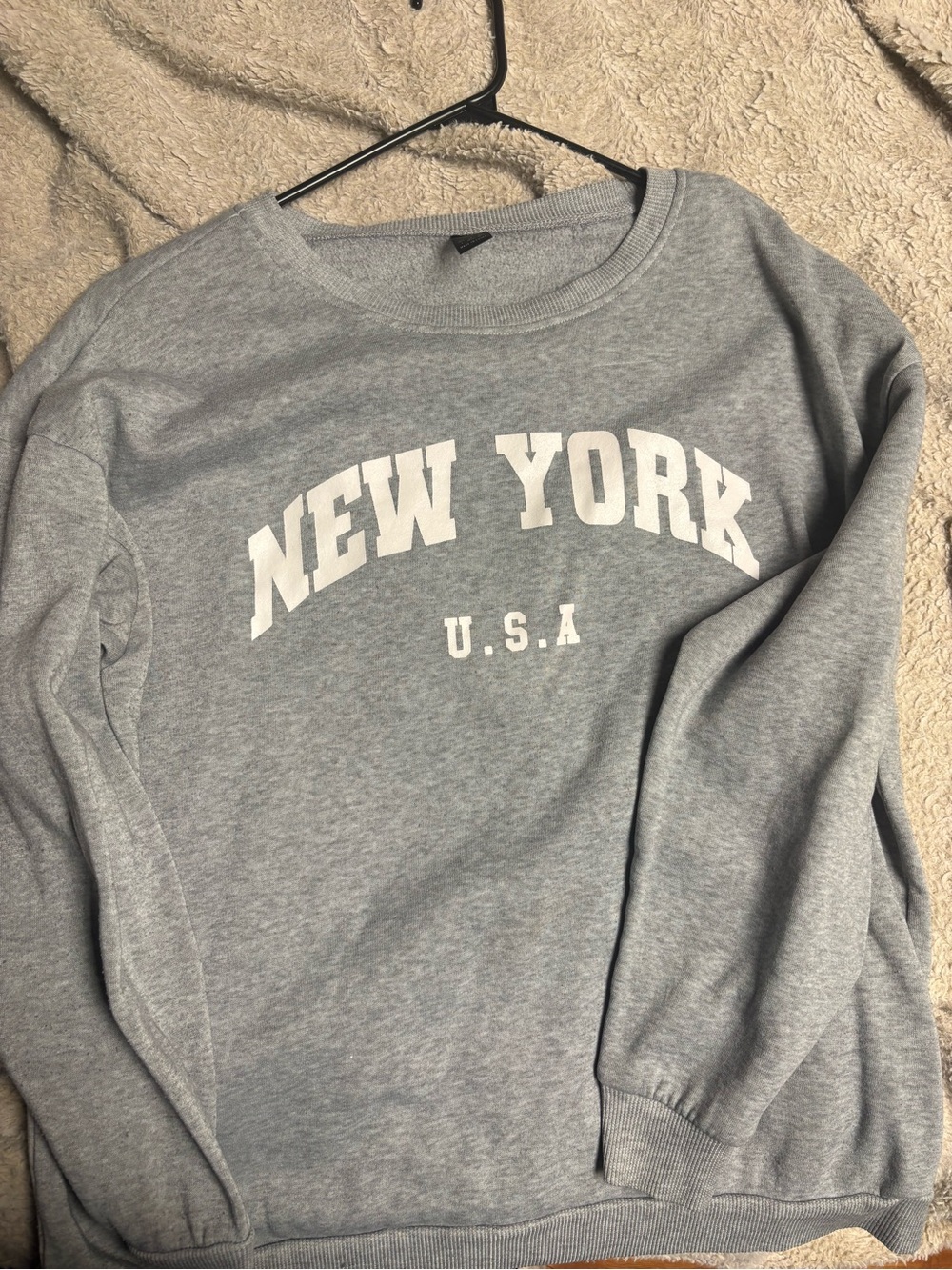 SHEIN Gray Crewneck Sweatshirt with 'New York U.S.A.' Print